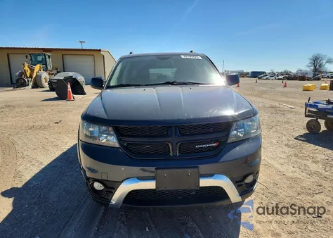 2017 Dodge Journey Crossroad z USA, uszkodzony, nr VIN 3C4PDCGG0HT617680